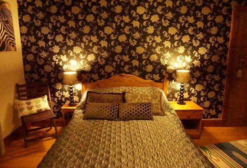 Пансион Innis House