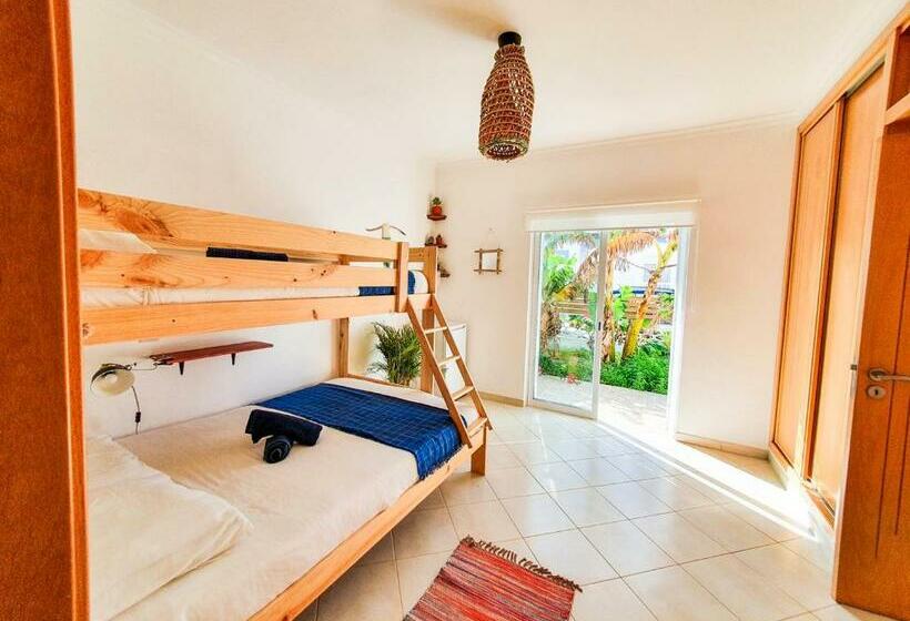 Пансион Jelly Fish Guest House