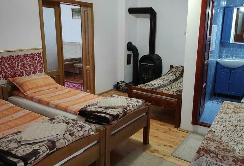 펜션 Kerekes Vendégház