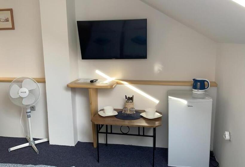 膳宿费 Penzion Ronox