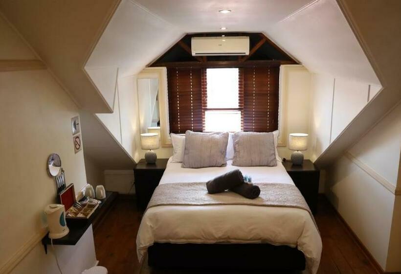 펜션 The Oak Potch Guesthouse