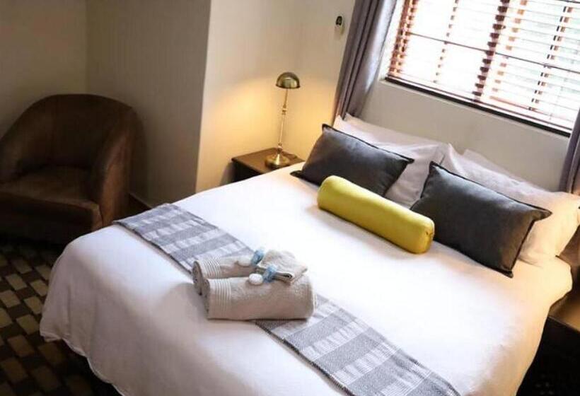 펜션 The Oak Potch Guesthouse