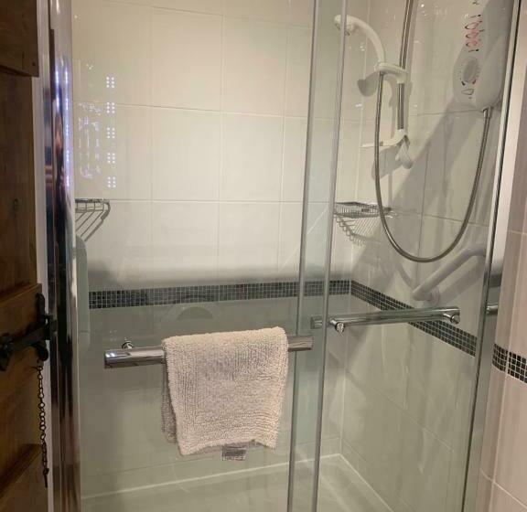 펜션 The Reindeer Retreat Buttercup Twin