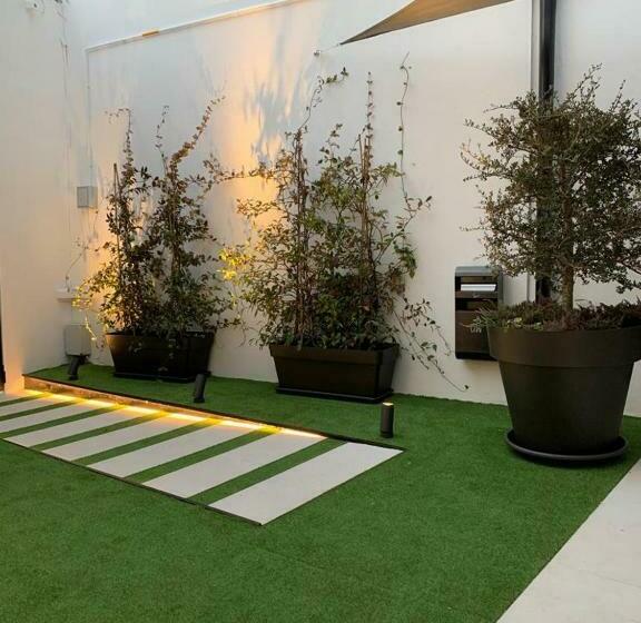 Aparthotel El Cargol