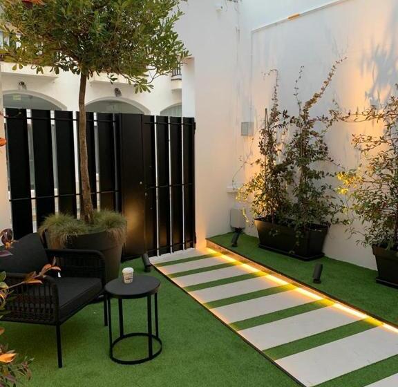 Aparthotel El Cargol