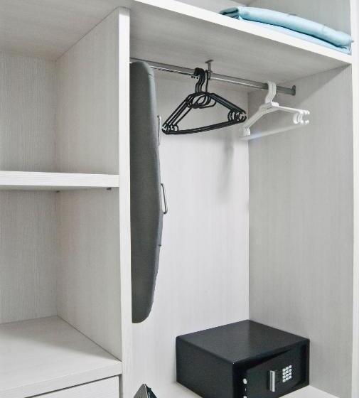 Aparthotel El Cargol