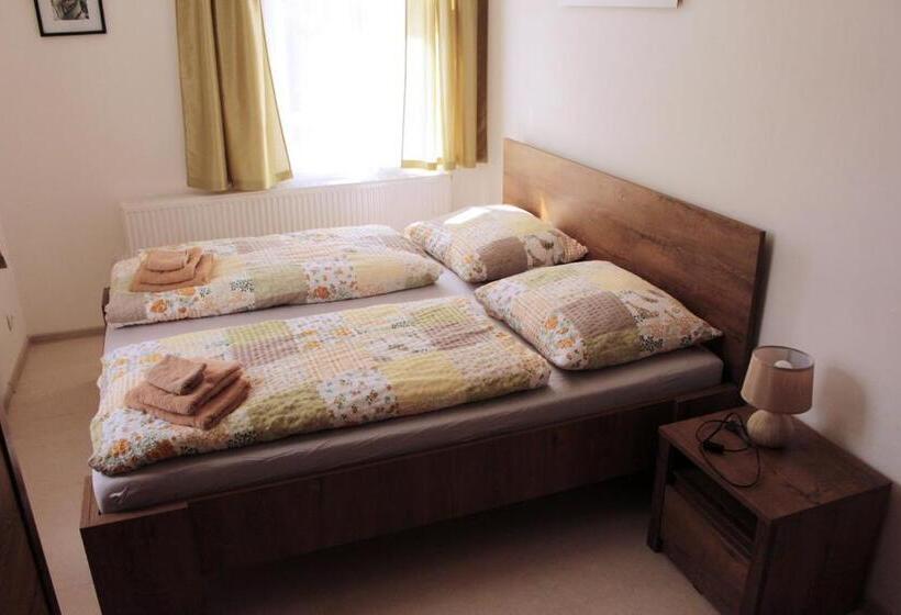 Apartmány V Podhradí