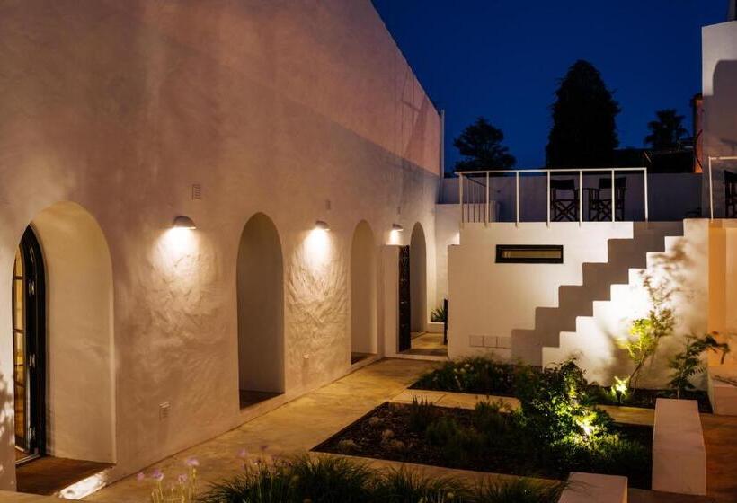 تختخواب و صبحانه Aljana Guest House Beja