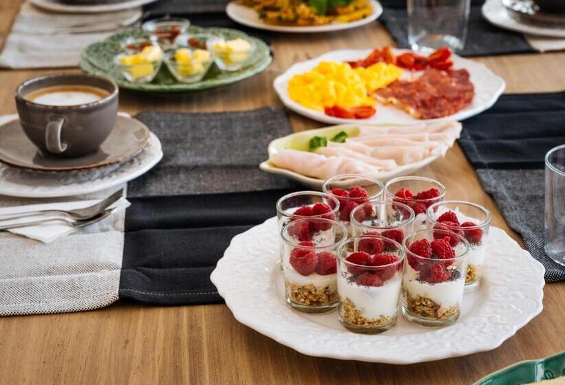 تختخواب و صبحانه Aljana Guest House Beja