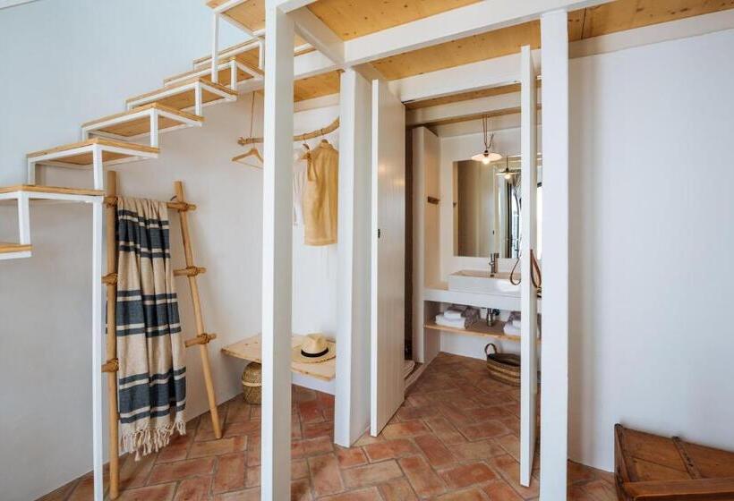 تختخواب و صبحانه Aljana Guest House Beja