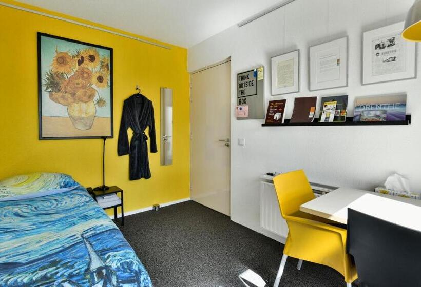 تختخواب و صبحانه Bedbijpet