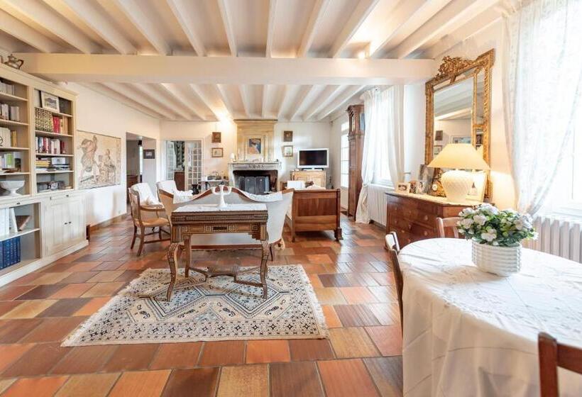 مبيت وإفطار Chambres D Hôtes De Charme Au Refuge Du Peintre Prés De St Emilion