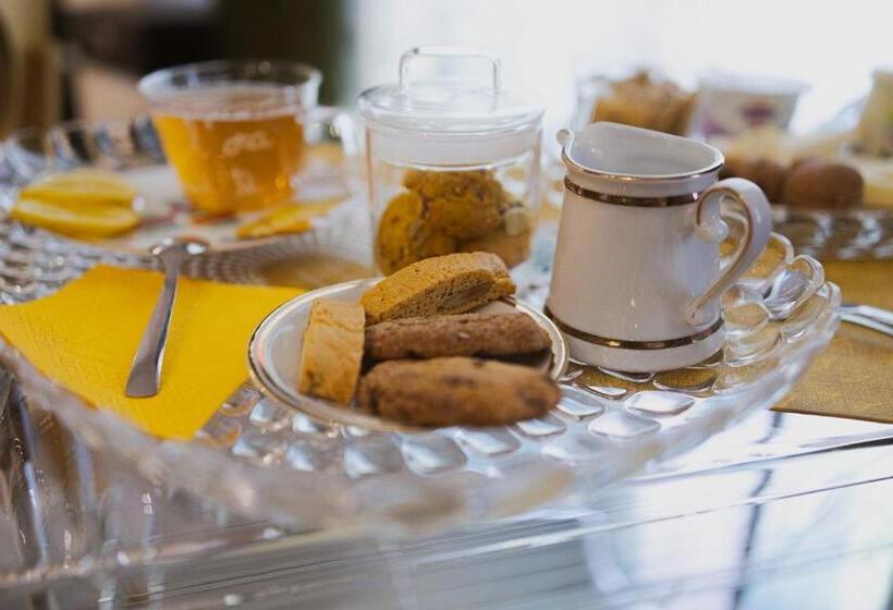 تختخواب و صبحانه La Maison Di Carla