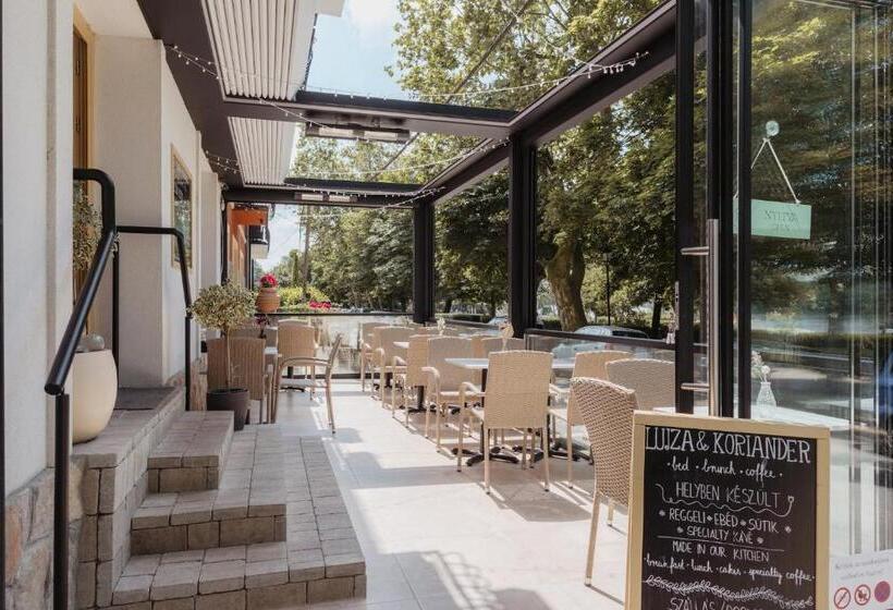 צימר Lujza & Koriander