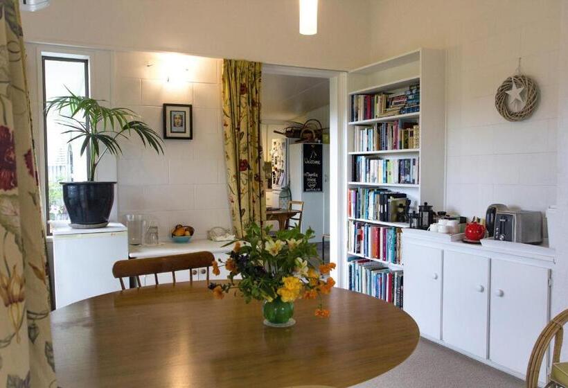 مبيت وإفطار Magnolia House