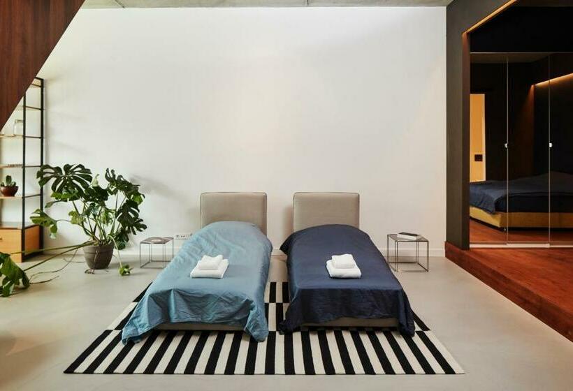 Bed and Breakfast New Beautiful Design Studio In Amsterdam West