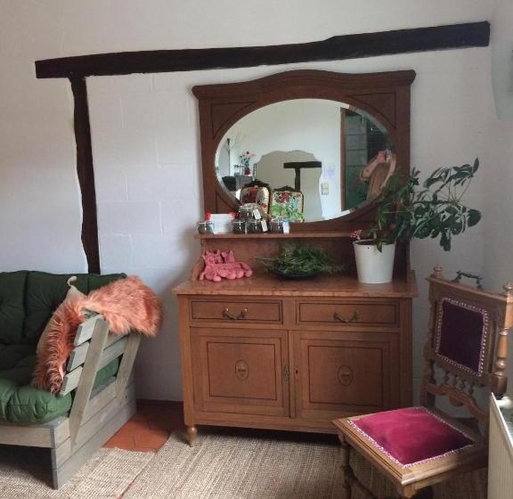 Bed and Breakfast Slaaphuisje Het Vliegend Varken