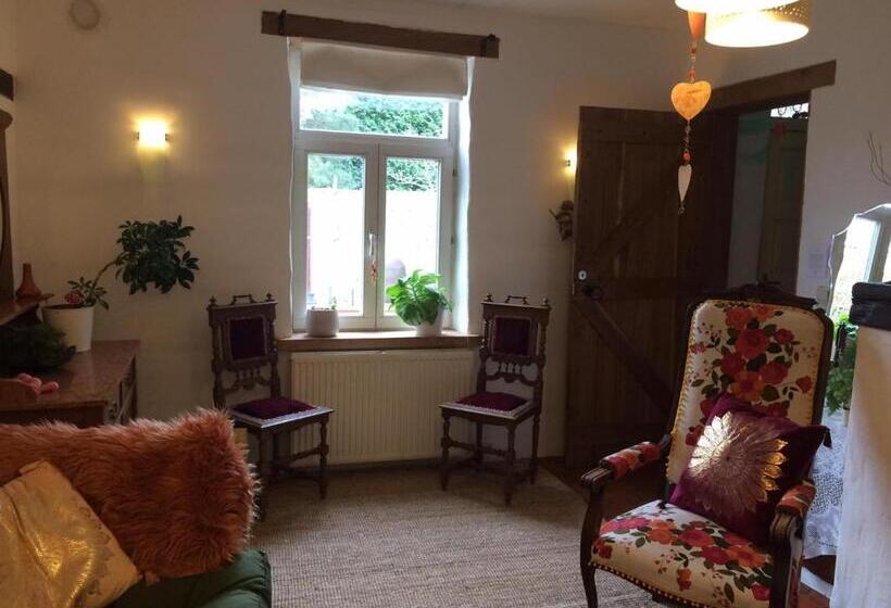 Bed and Breakfast Slaaphuisje Het Vliegend Varken