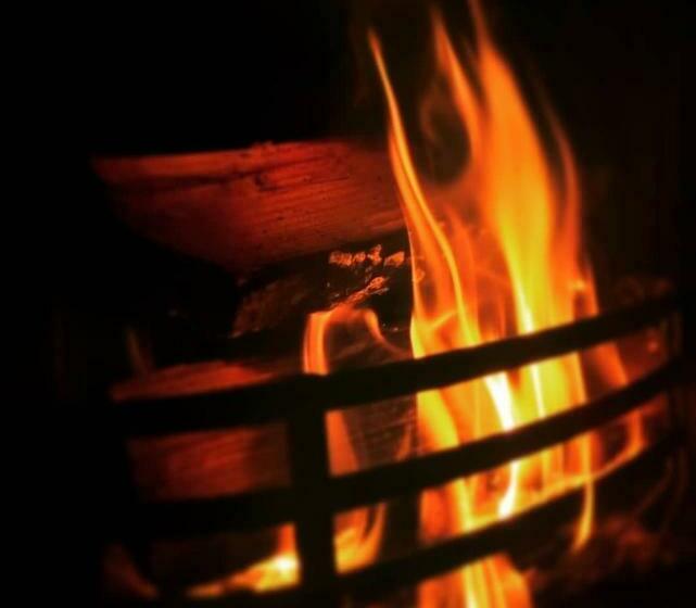 צימר Peak District, The Greyhound Inn, Warslow Circa 1750