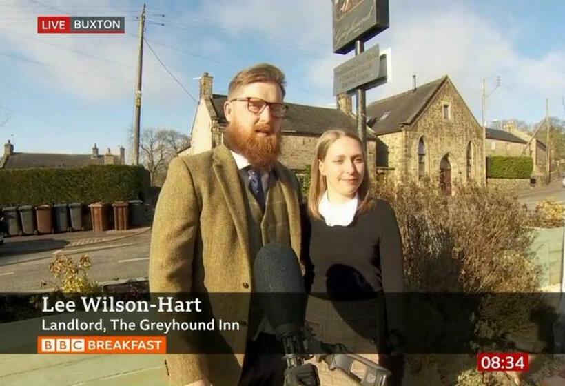 צימר Peak District, The Greyhound Inn, Warslow Circa 1750