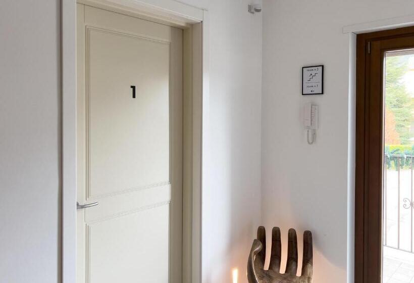 تختخواب و صبحانه Wolf House Bnb