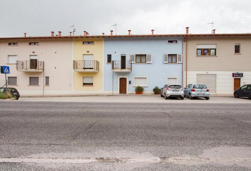 تختخواب و صبحانه Wolf House Bnb