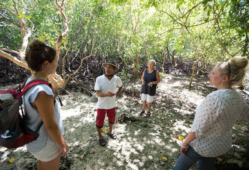 Cabagnow Seaside Resort