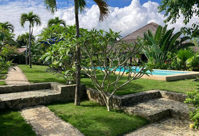 Cabagnow Seaside Resort