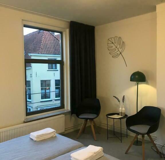 Kleinschalig Hostel In Deventer, Hartje Stad, Aan De Ijssel