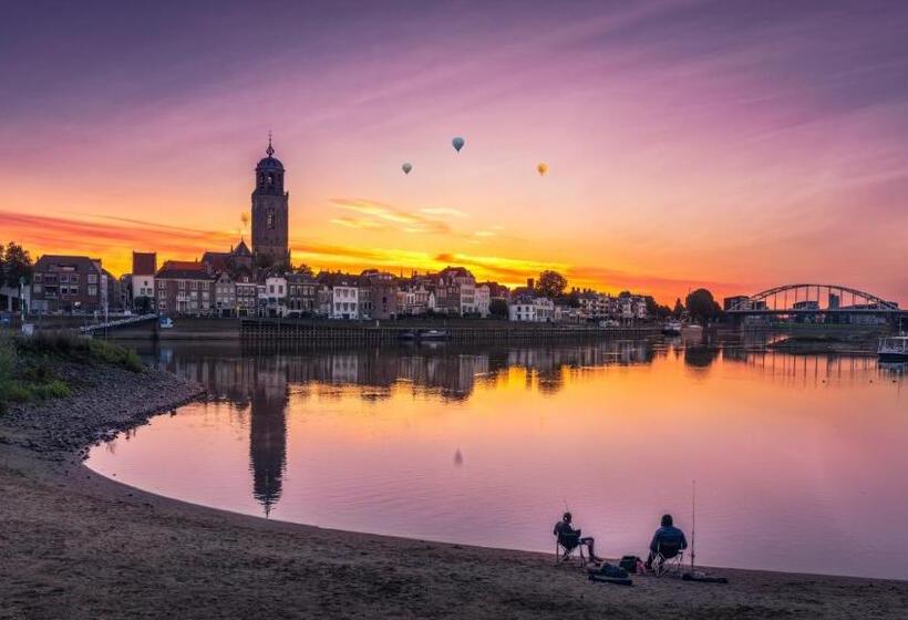 Kleinschalig Hostel In Deventer, Hartje Stad, Aan De Ijssel