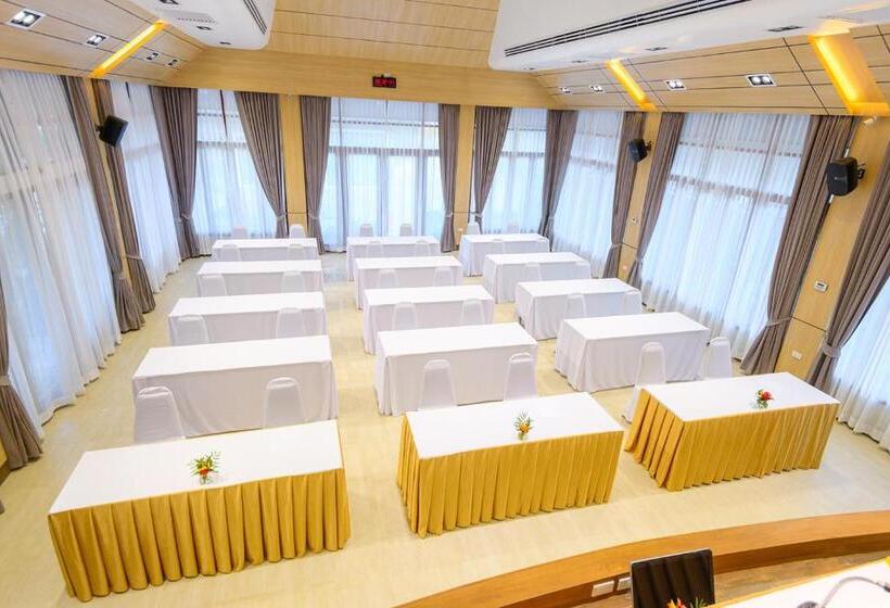 בית מלון כפרי Avarin Resort