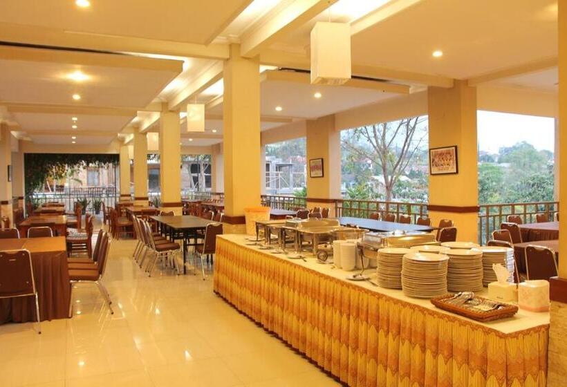 فندق Blessing Hills Family Resort &