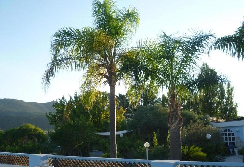 בית מלון כפרי Centro Ferie Salvatore