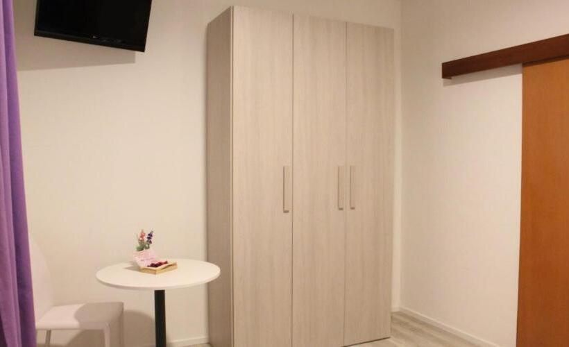 호텔 La Locanda Di Montecatone