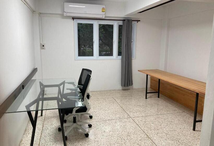 Отель Moocoworking