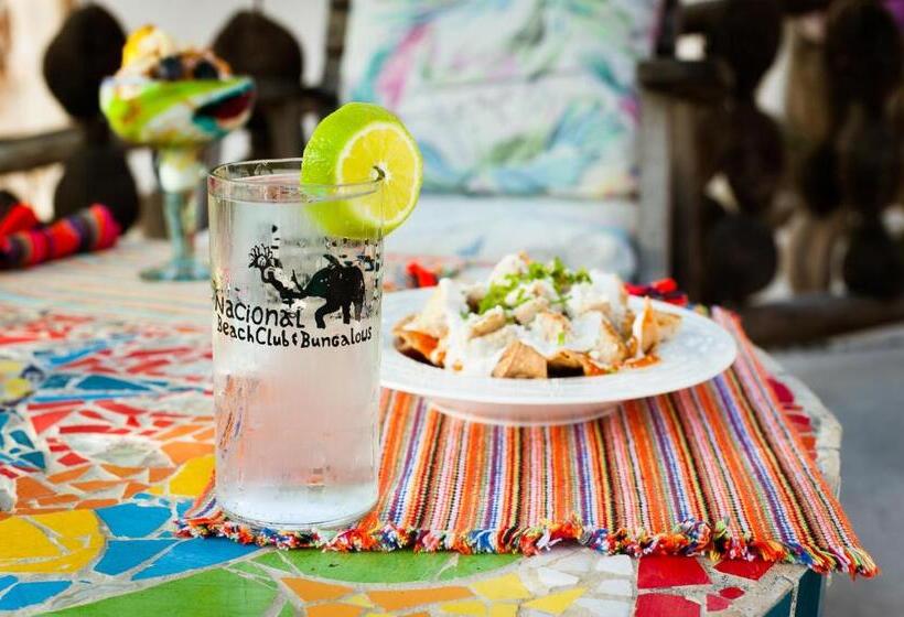 ホテル Nacional Beach Club & Bungalows