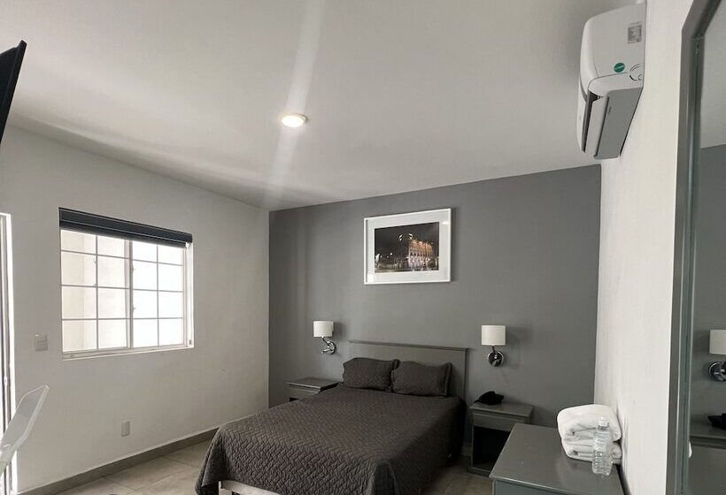 ホテル Nuve Gomez Palacio