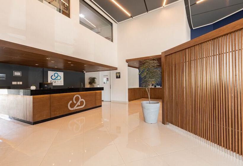 ホテル Nuve Gomez Palacio