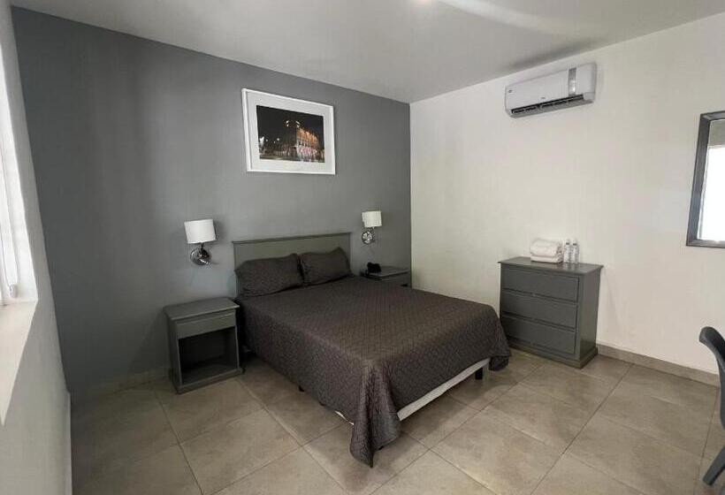 ホテル Nuve Gomez Palacio