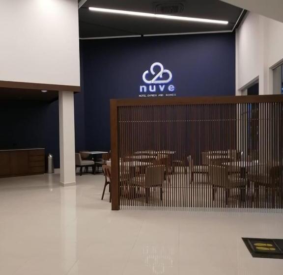 ホテル Nuve Gomez Palacio