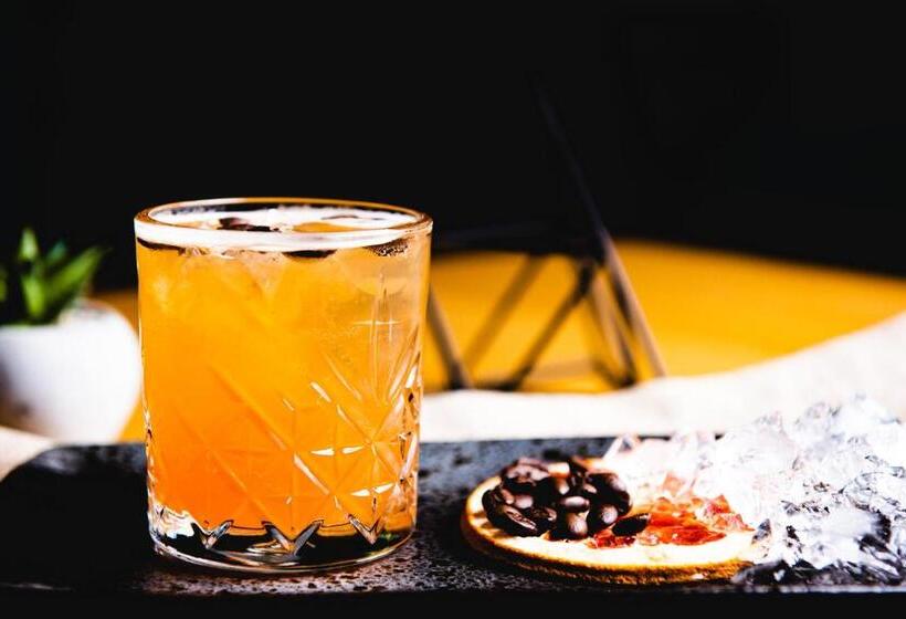 Отель Serenity Resort