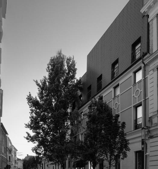 هتل The Square