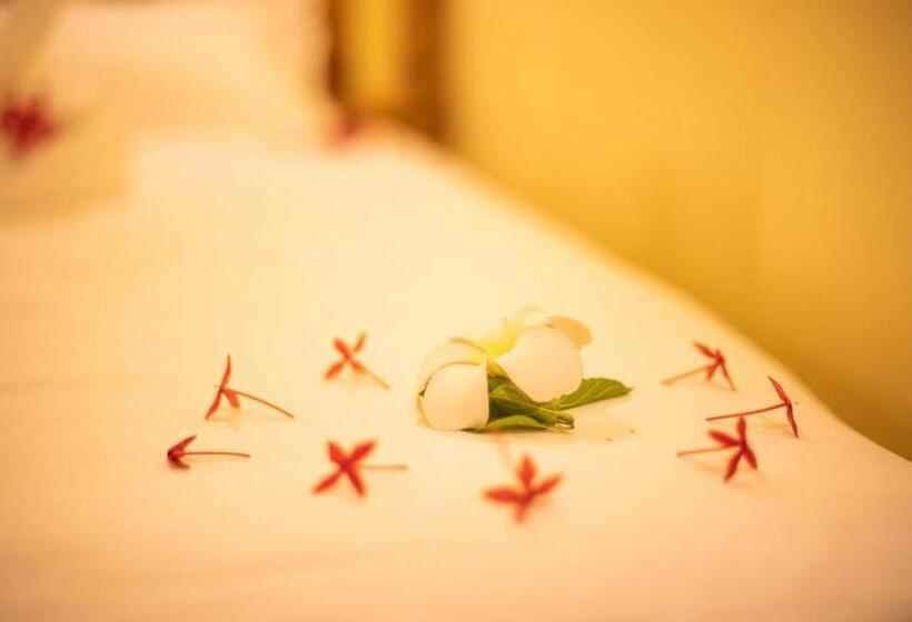 Hotel Tranquil Thoddoo