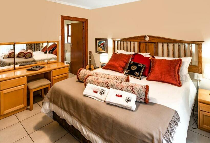 펜션 Antiqua Cottage