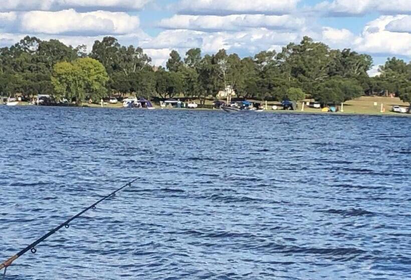 פנסיון Best View Family Loft