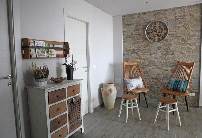 פנסיון Ca  Da Tollo