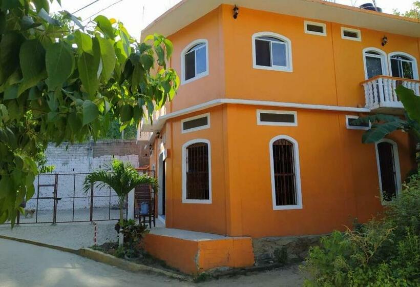 بنسيون Casa Galindo