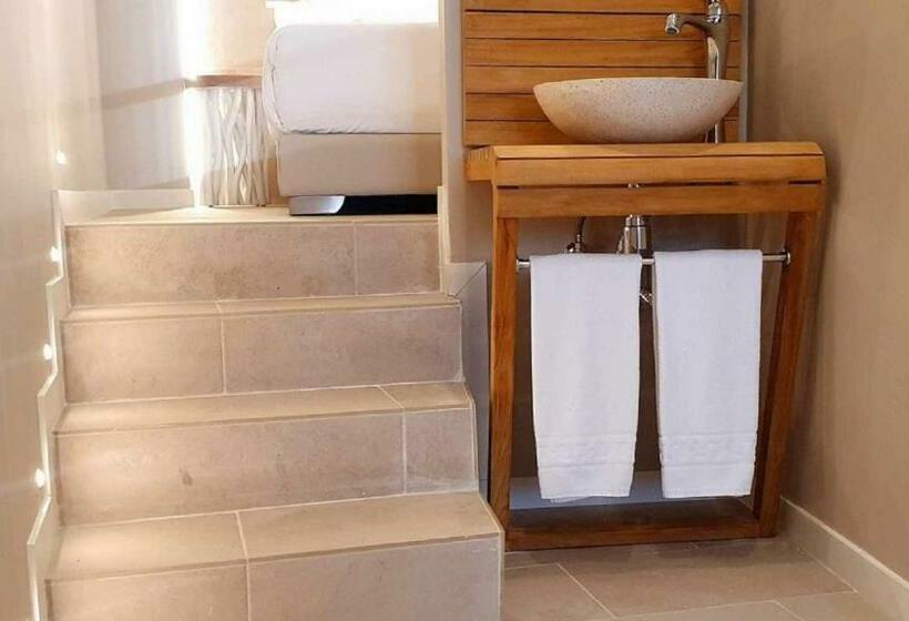 پانسیون El Silencio Boutique Room