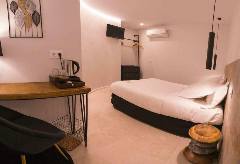 پانسیون El Silencio Boutique Room