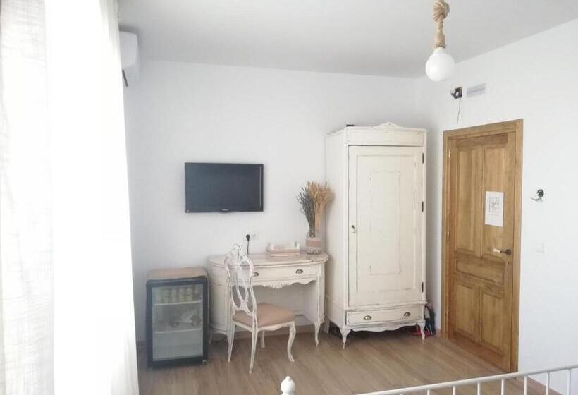 פנסיון Hostal El Lugar De La Mancha